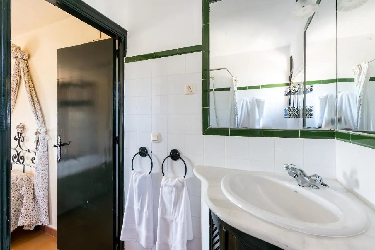 Cortijo El Carmen Finca El Revuelo Constantina Holiday home