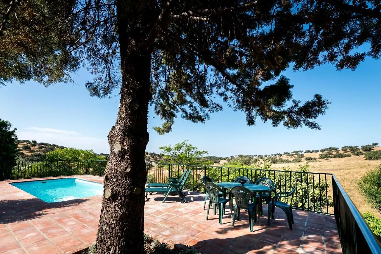 Cortijo El Carmen Finca El Revuelo Constantina Holiday home